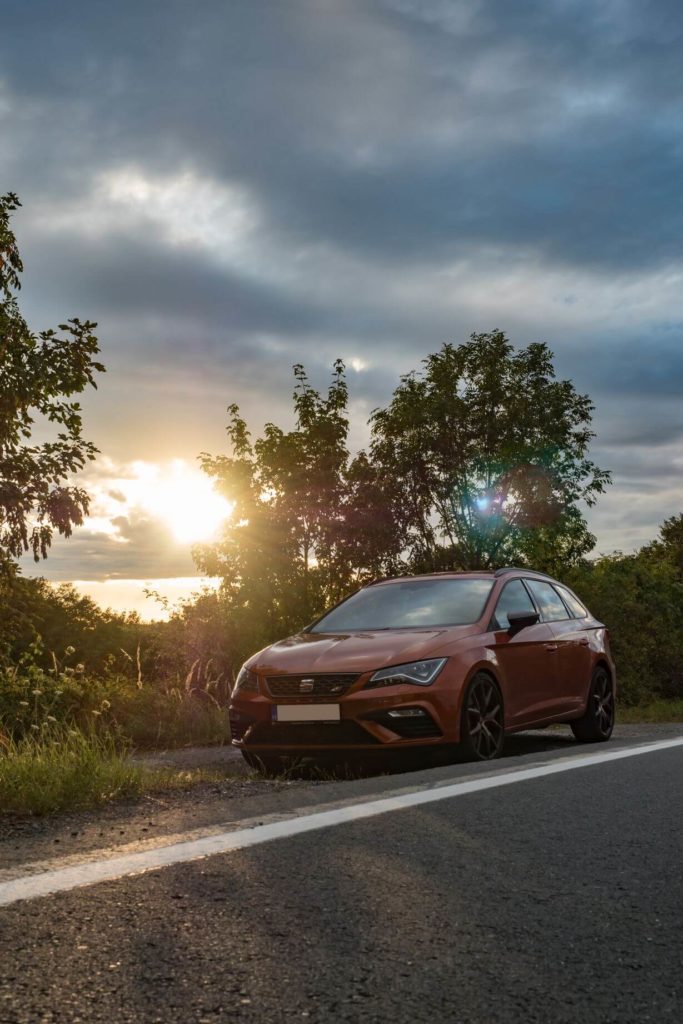 SEAT Leon Cupra sunset