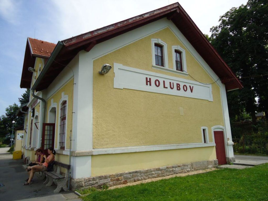 Vlaková stanice Holubov