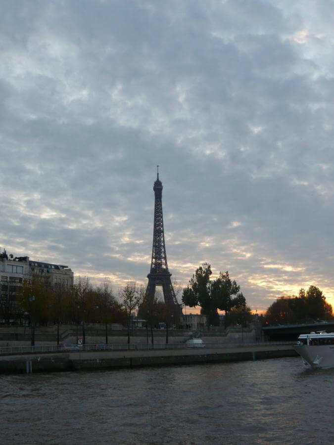 Eiffelova věž Paříž