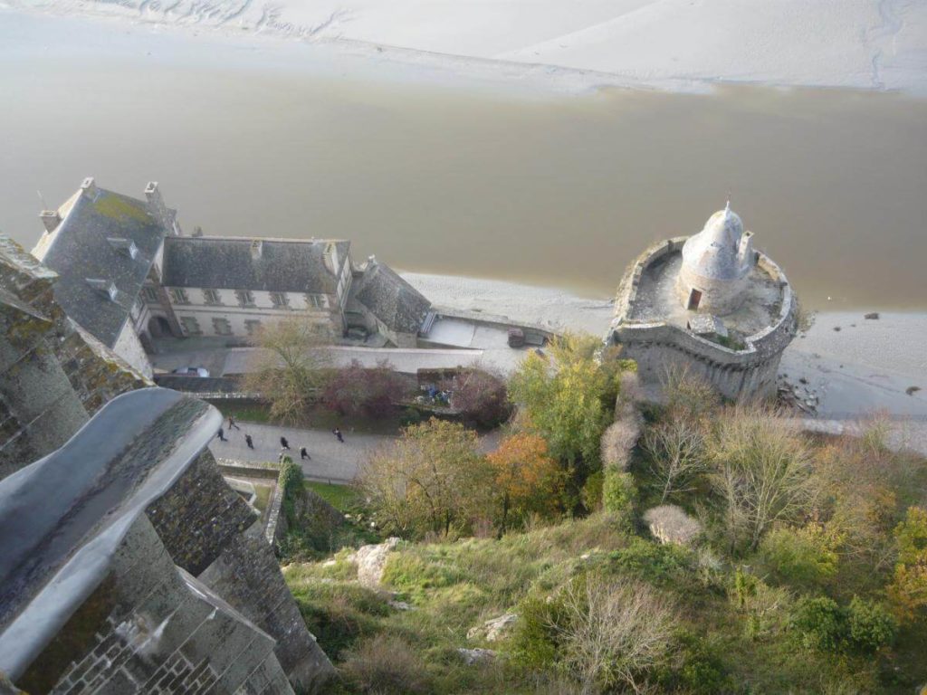 Mont Saint Michel hradby