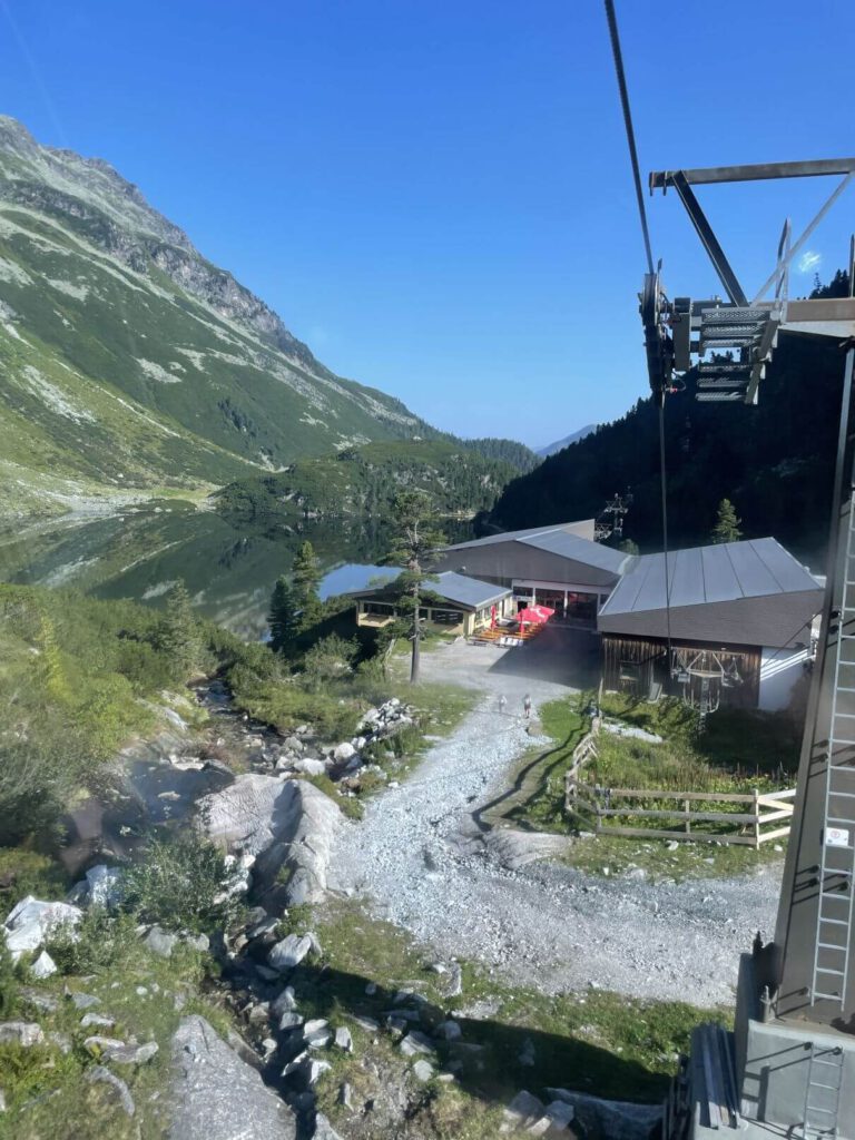 Lanovkou k Rudolfs Hütte