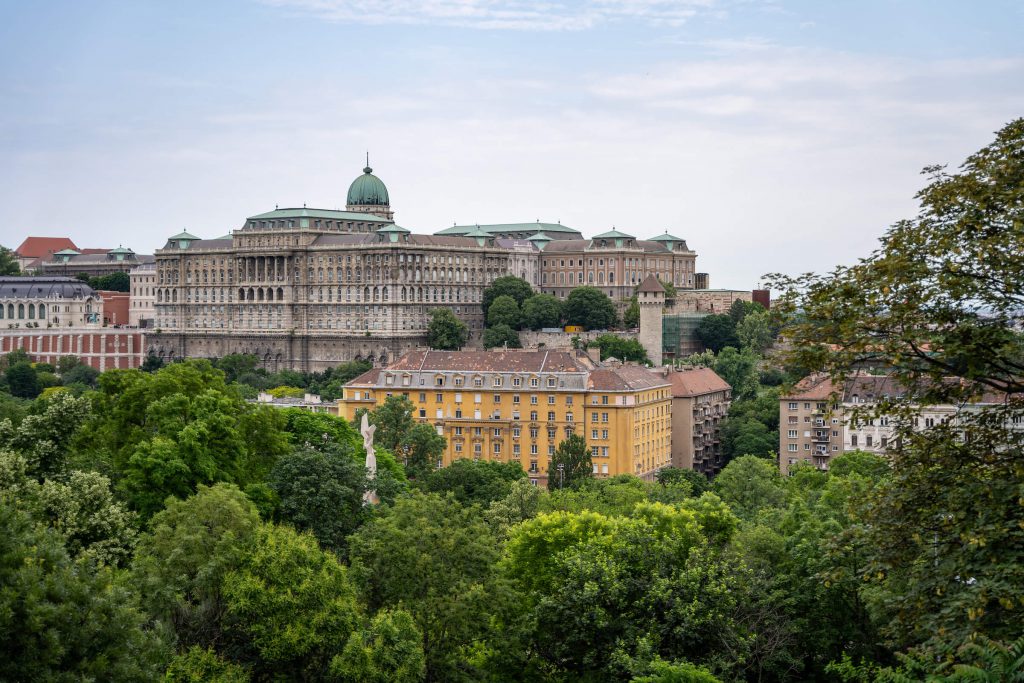 Budapešť