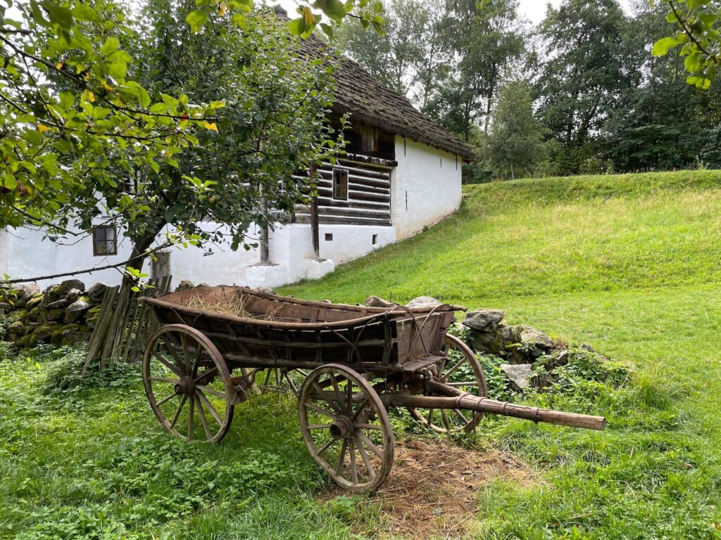 Středověký mlýn Hoslovice