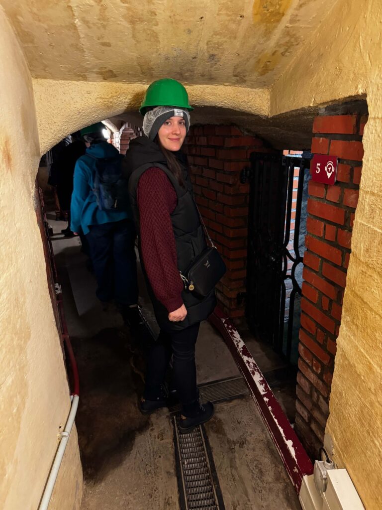 V podzemí