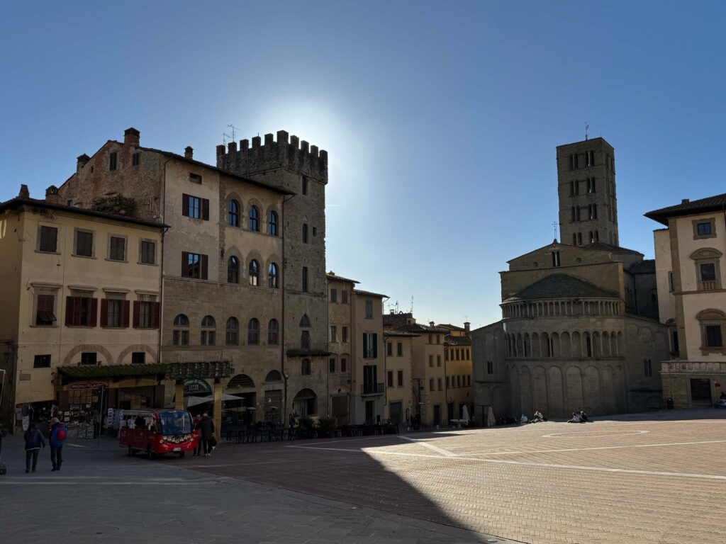 Arezzo na náměstí