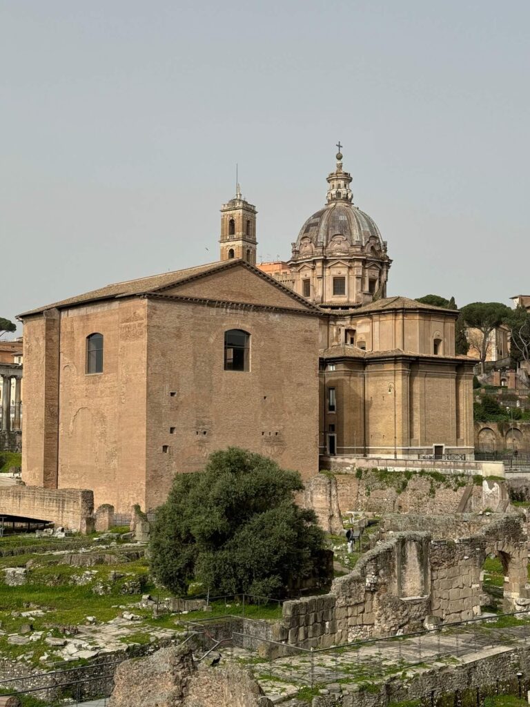 Na Forum Romanum