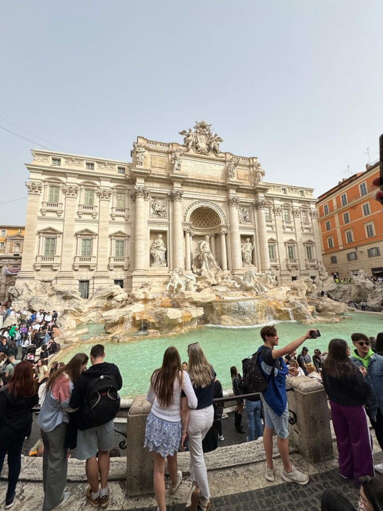 Fontána di Trevi