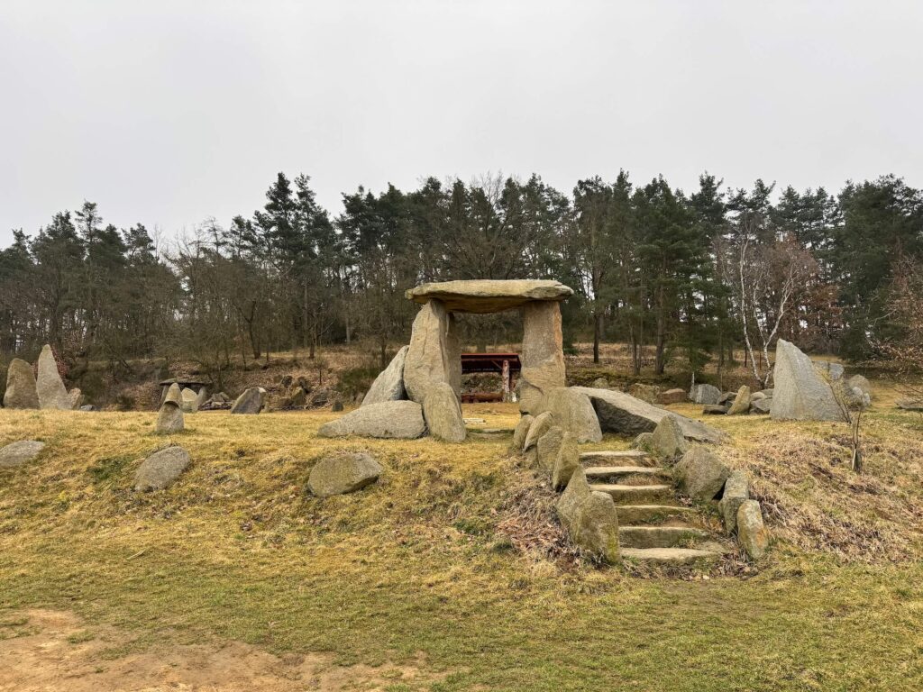 Srbické Stonehenge