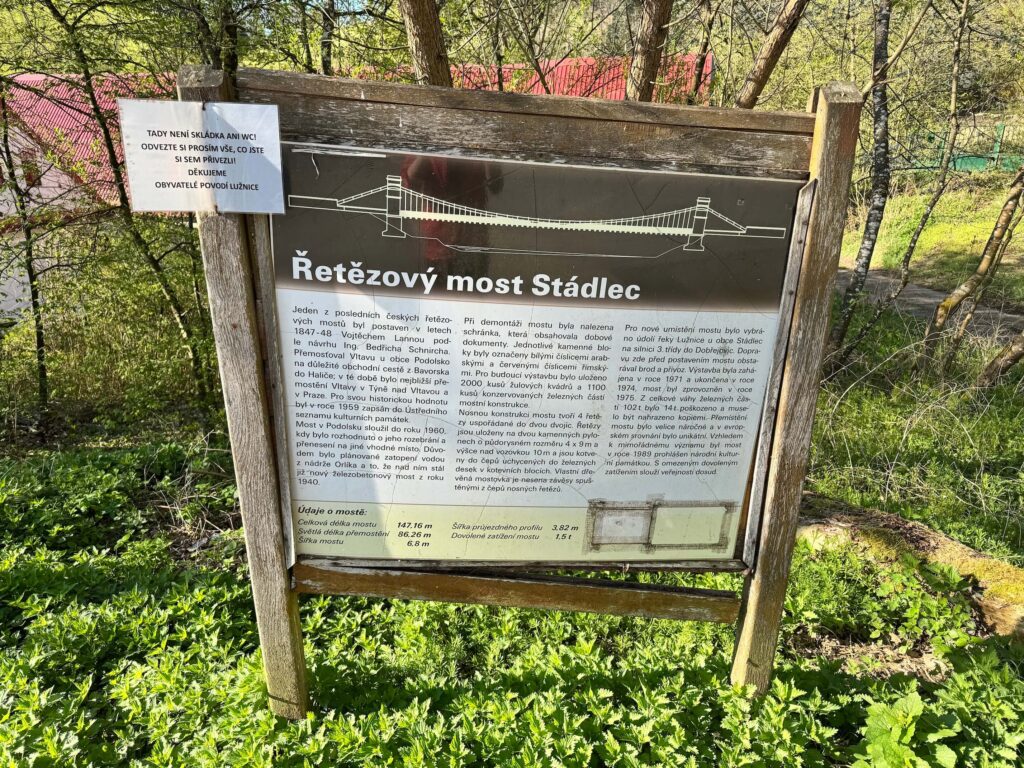 Stádlecký řetězový most