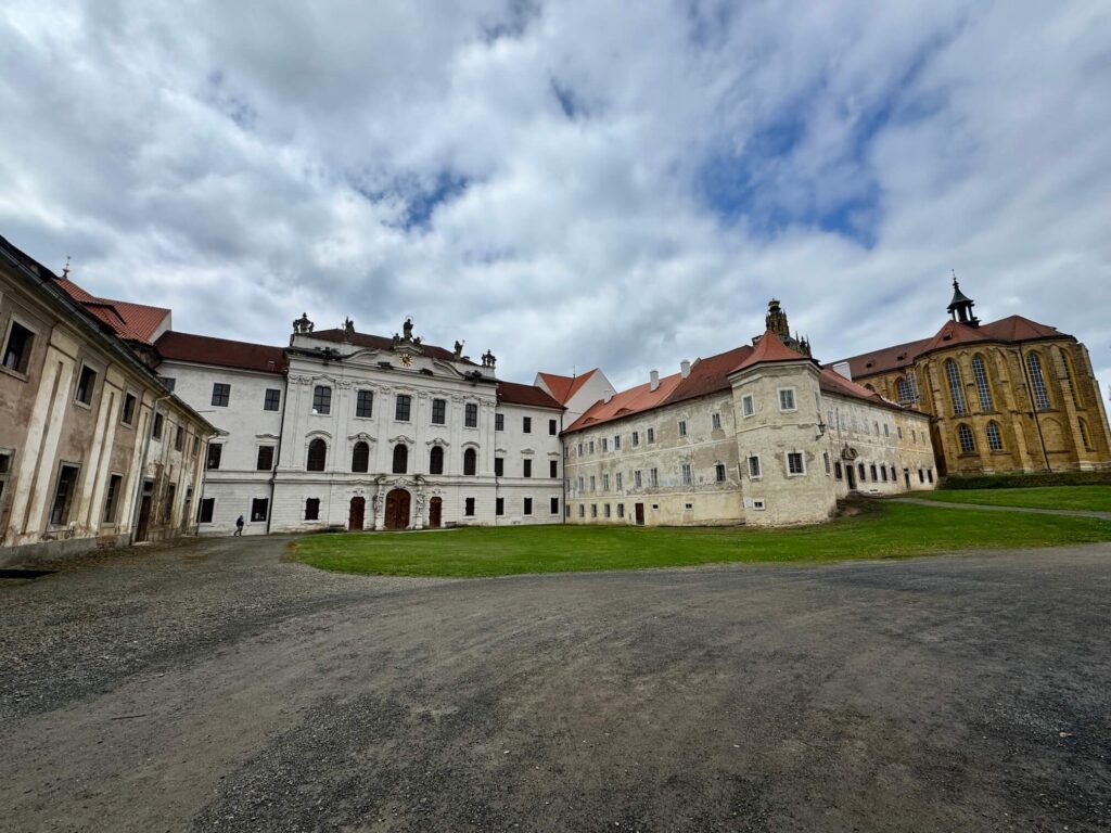 Klášter Kladruby