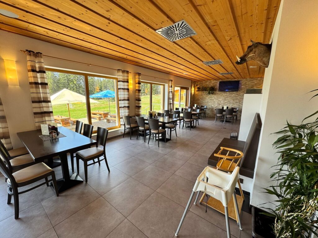 Jídelna EA Horský Hotel Hájenka
