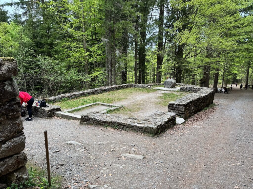 Základy Hauswaldské kaple